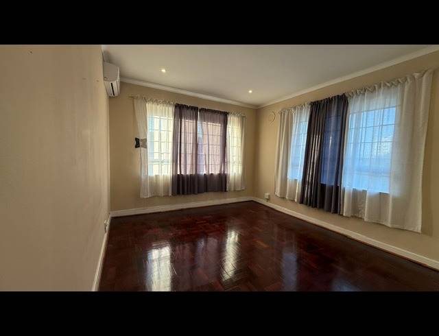 2 BEDROOM APARTMENT TO LET IN MORNINGSIDE